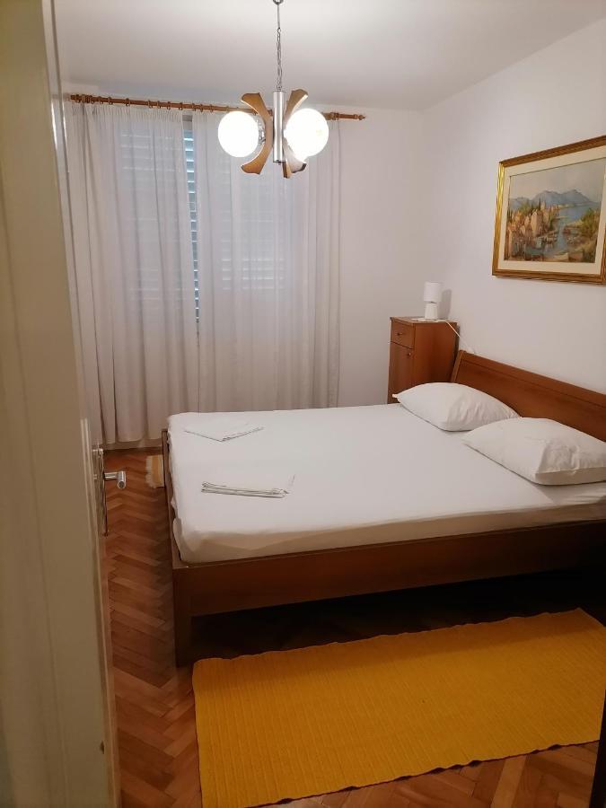Apartment Domines セニ エクステリア 写真