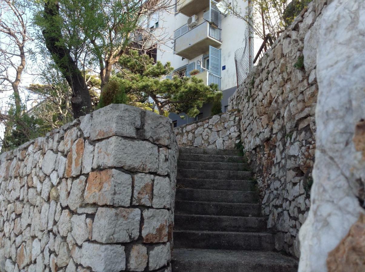 Apartment Domines セニ エクステリア 写真