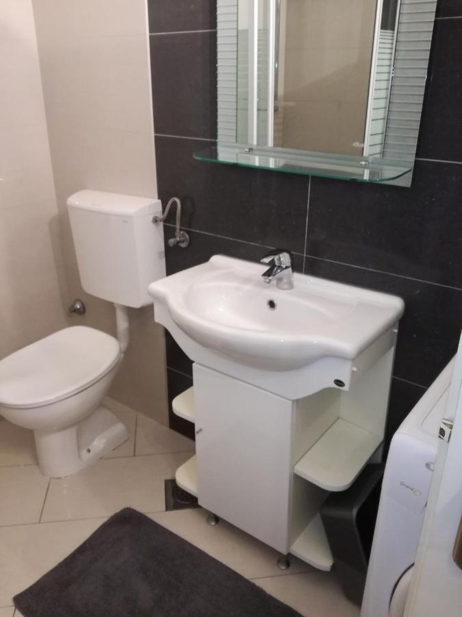 Apartment Domines セニ エクステリア 写真
